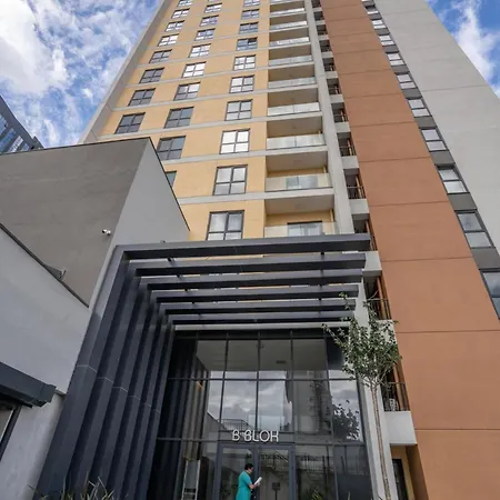 Spacious 2br With Garden- Long Term Rent Lejlighed